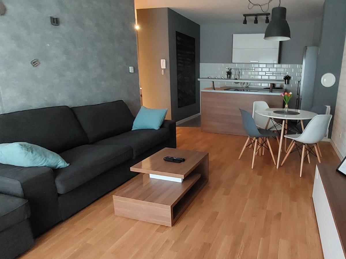 Apartman Urban & 4 Zagreb Buitenkant foto
