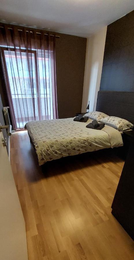 Apartman Urban & 4 Zagreb Buitenkant foto
